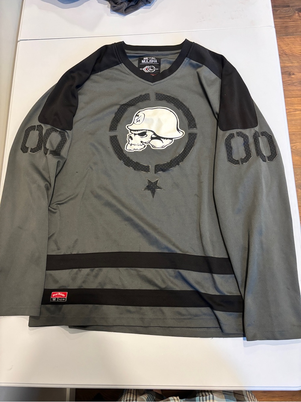 Metal Mulisha Men’s Gray and Black Skull Jersey